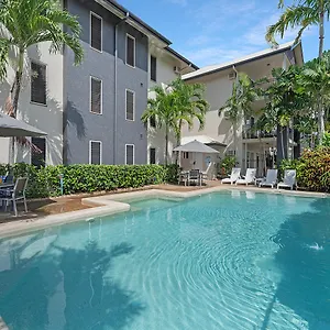 Bay Village Tropical Retreat & *** Cairns