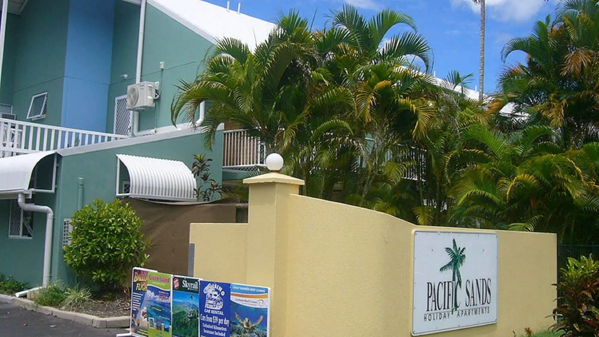 Pacific Sands Apartments Cairns Aparthotel